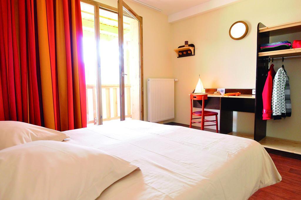 Vtf Les Carlines Hotel Doucy Quarto foto